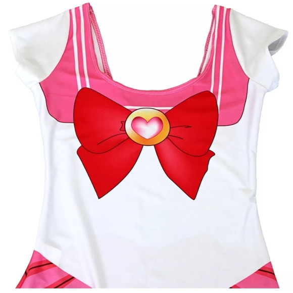 Sailor moon princess rini cosplay - Picture 2 of 3